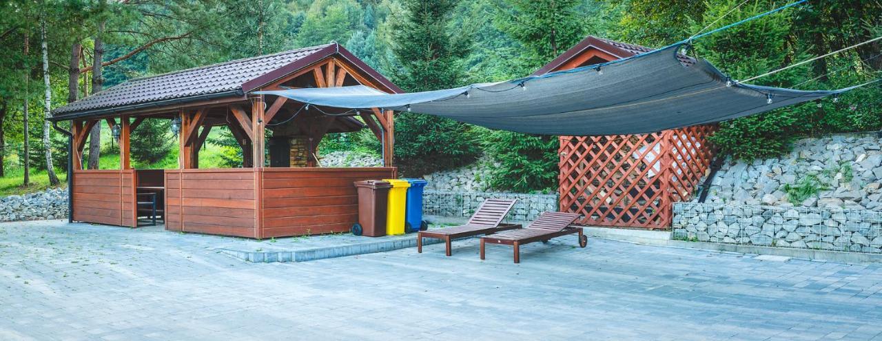 Glamping Pod Gwiazdami Pietrusza Wola Hotel Exterior photo