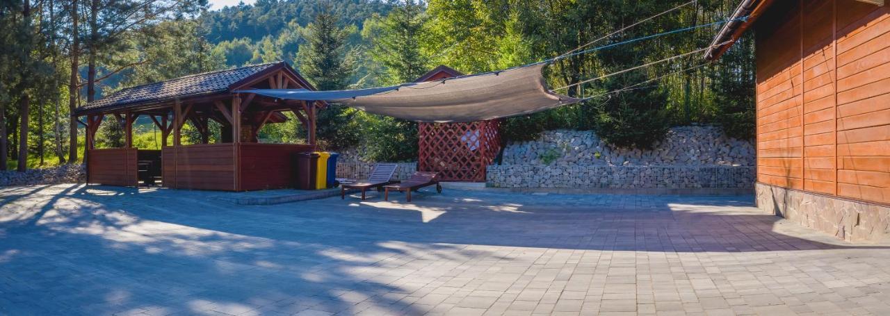 Glamping Pod Gwiazdami Pietrusza Wola Hotel Exterior photo